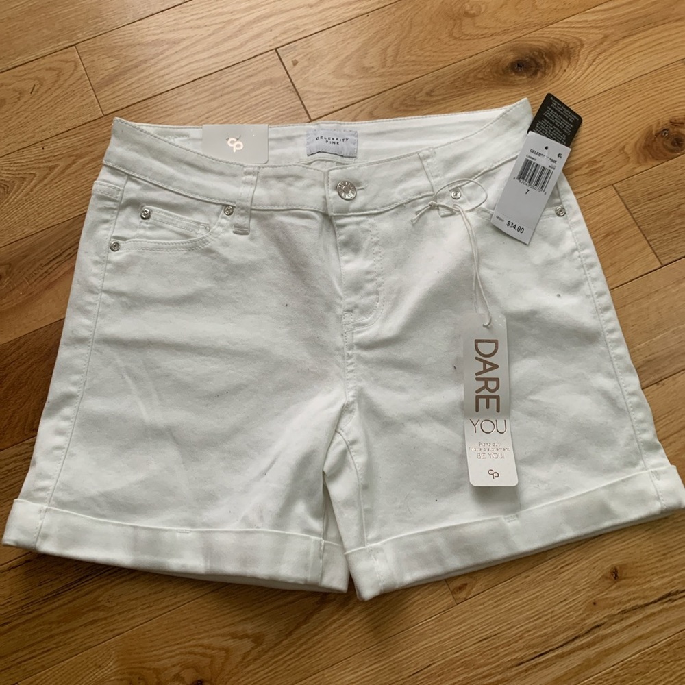 WHITE JEAN SHORTS (new with tags!)